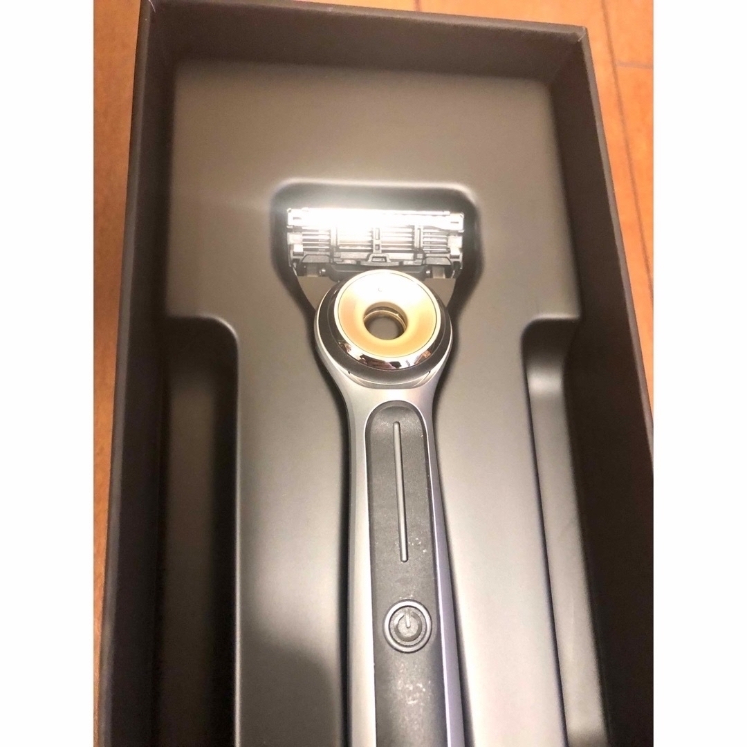 【新品】Gillette Labs ヒーテッドレーザー スターターキット 3