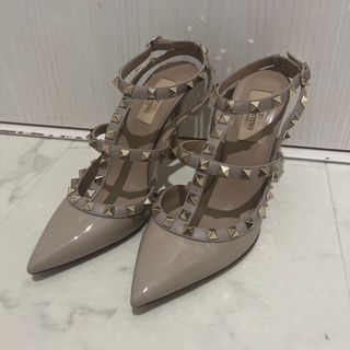 ヴァレンティノ(VALENTINO)のヴァレンティノ　スタッズ　パンプス　37ハーフ(ハイヒール/パンプス)