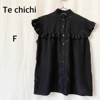 テチチ(Techichi)のTe chichi テチチ　ブラック　フリル　半袖　シャツ　トップス　美品(シャツ/ブラウス(半袖/袖なし))