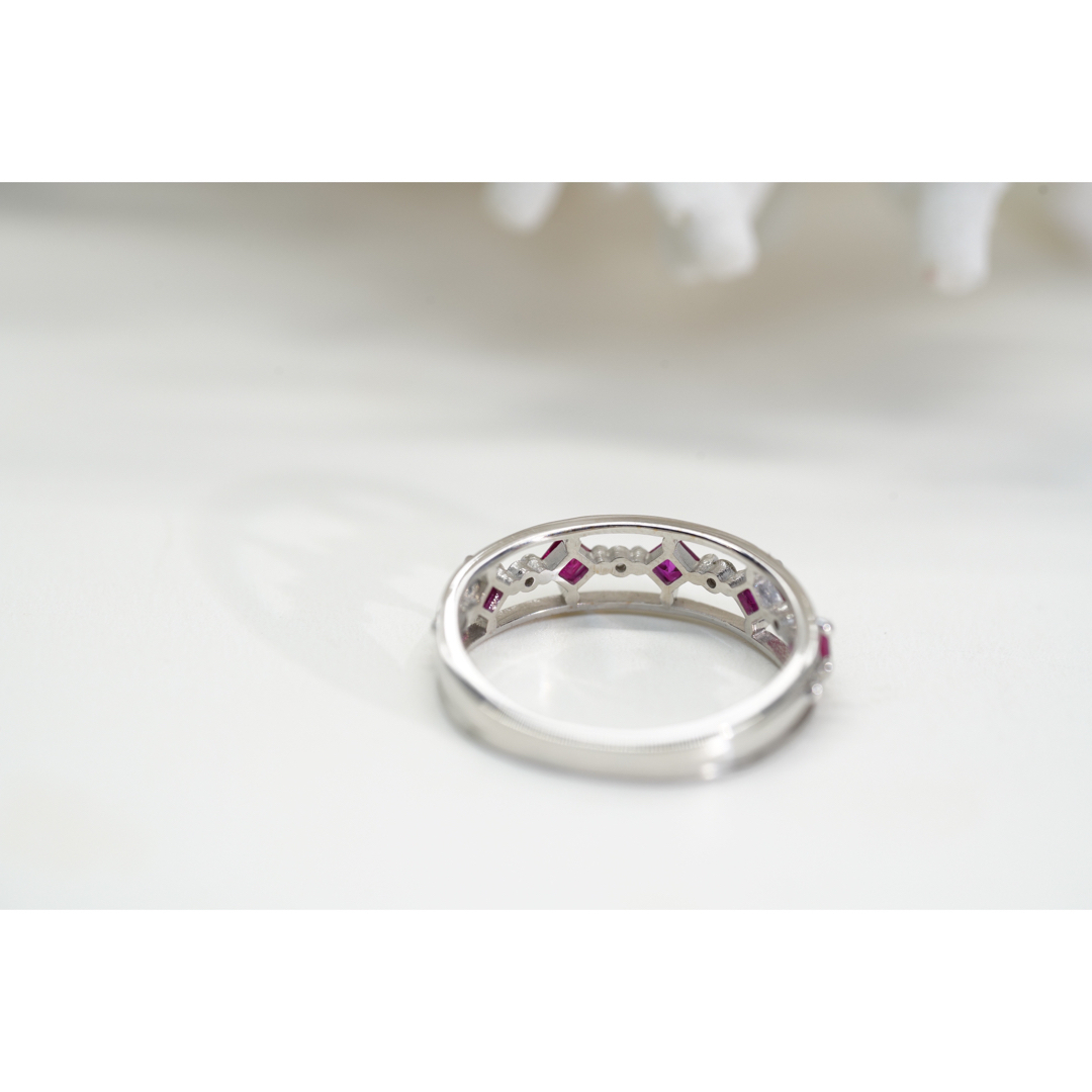 可愛い　ルビー　0.33ct  ダイヤ  K18WG リング レディースのアクセサリー(リング(指輪))の商品写真