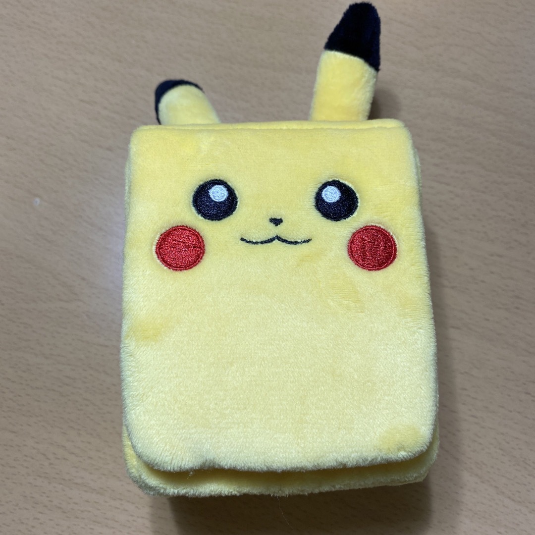 ポケモン(ポケモン)のピカチュウ　デッキケース　ポケモン エンタメ/ホビーのトレーディングカード(Box/デッキ/パック)の商品写真