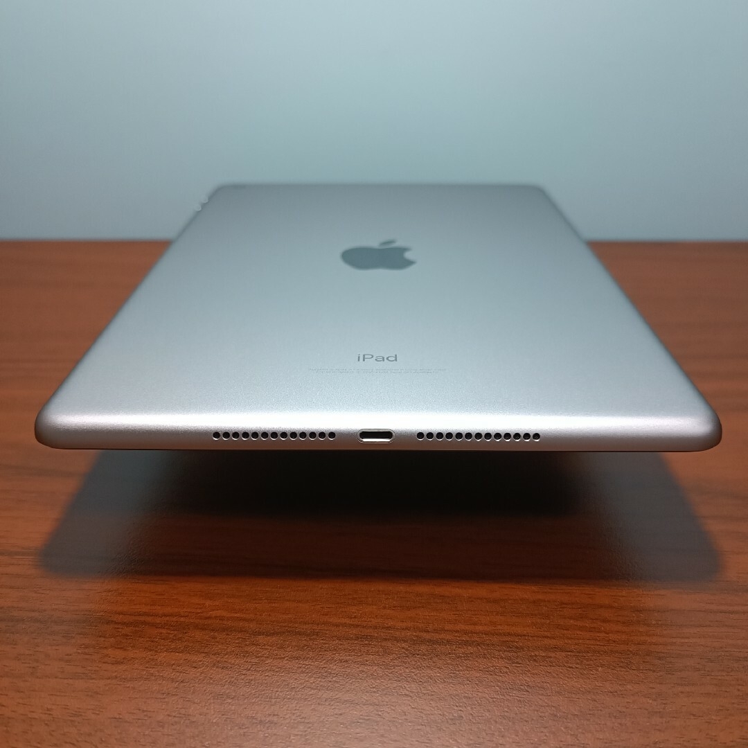 (美品) iPad 9.7 第5世代 Wifi 128GB キーボード付き