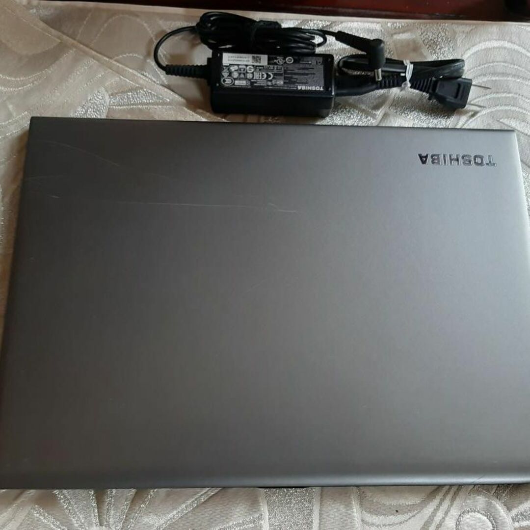 東芝(トウシバ)の東芝 R63/J 8世代 i5 256G/SSD M.2 8G FHD パソコン スマホ/家電/カメラのPC/タブレット(ノートPC)の商品写真