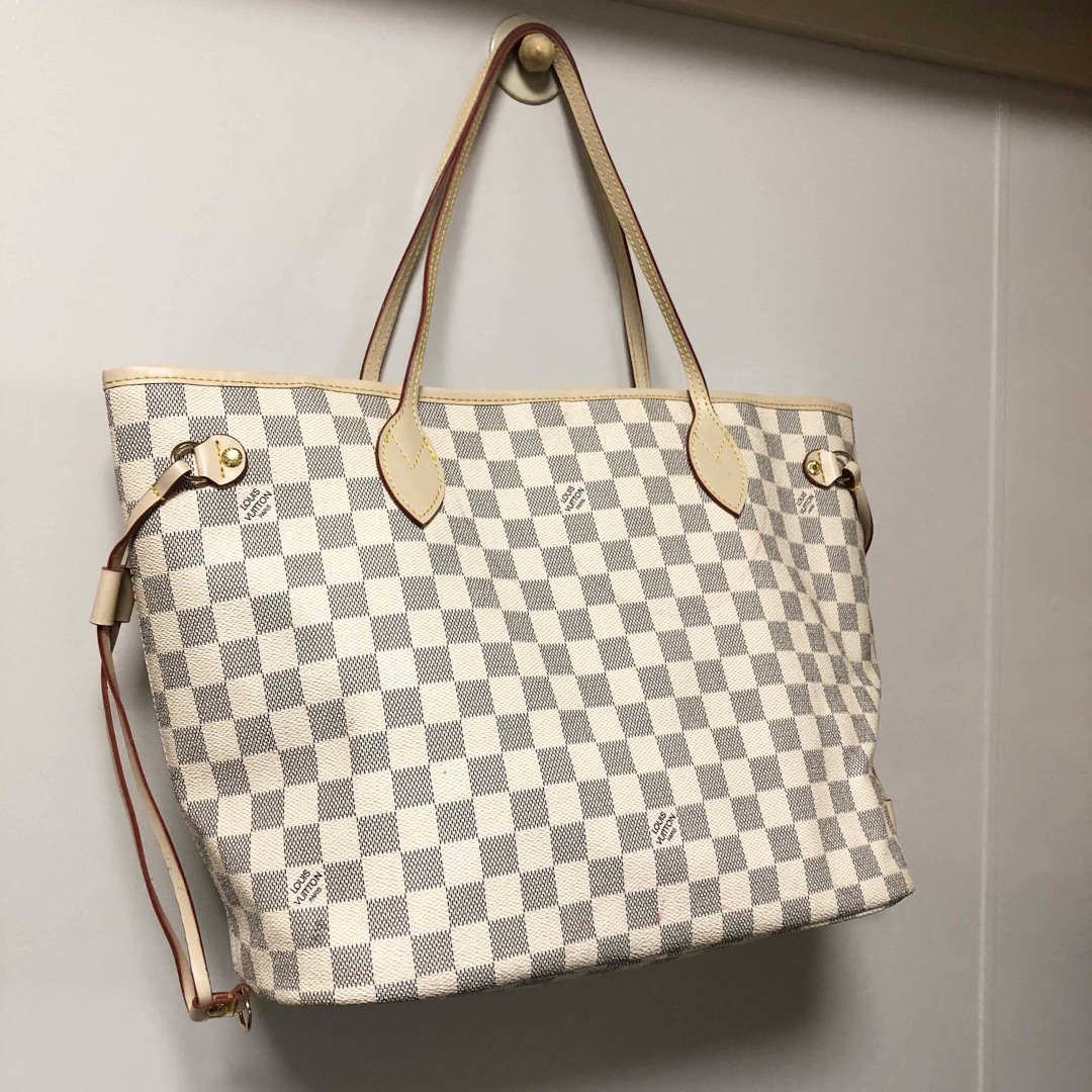 LOUIS VUITTON(ルイヴィトン)のルイヴィトン アズール ネヴァーフル MM レディースのバッグ(トートバッグ)の商品写真