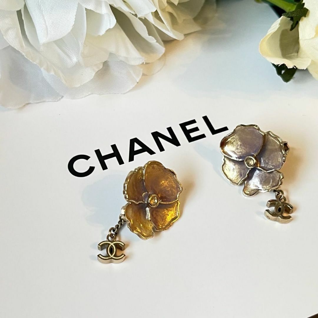 希少 CHANEL 花モチーフ ココマーク イヤリング ゴールド アクセサリー-