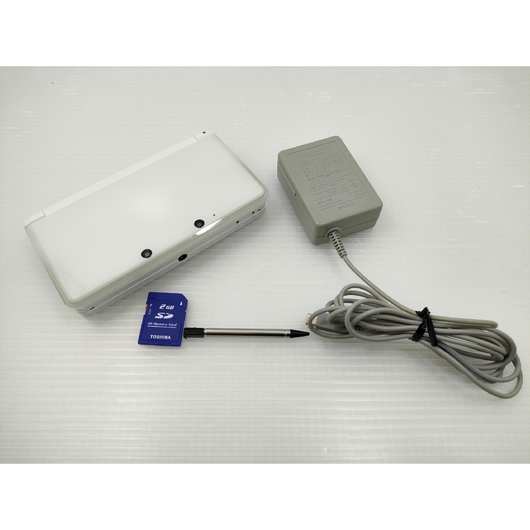 【動作確認済み】ニンテンドー 3DS アイスホワイト 充電器 SDカード付属
