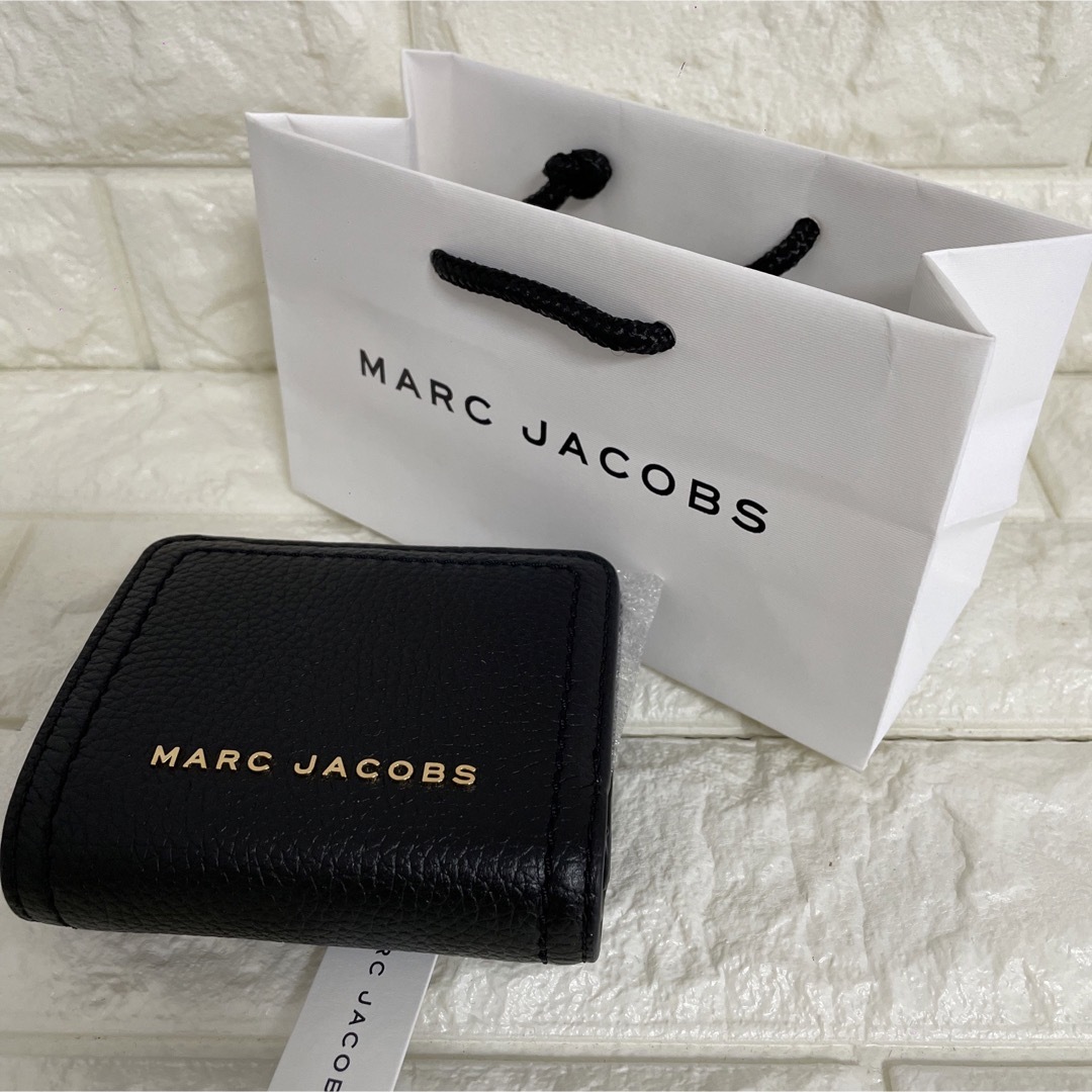 【新品】MARC JACOBS ２つ折り財布　ブラック 6