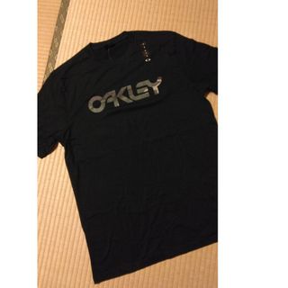 オークリー(Oakley)のOAKLEY　ティーシャツ(Tシャツ/カットソー(半袖/袖なし))