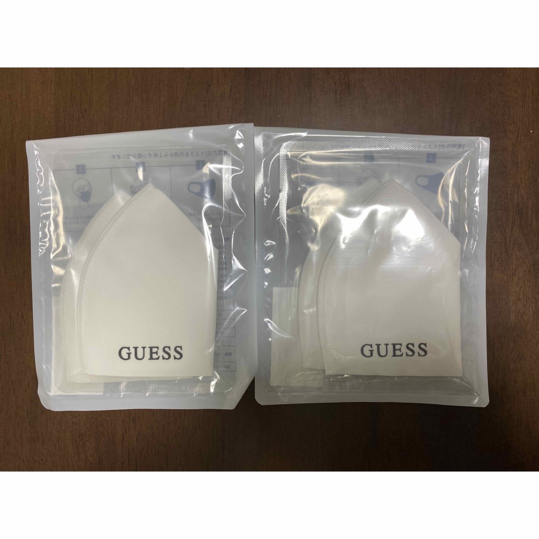 GUESS(ゲス)のGUESS 白マスク その他のその他(その他)の商品写真