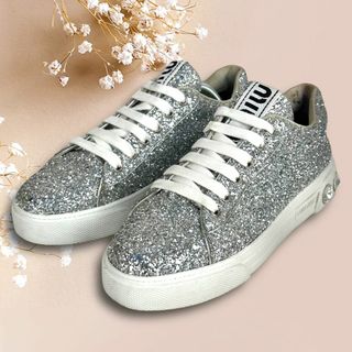 ミュウミュウ レース スニーカー(レディース)の通販 44点 | miumiuの