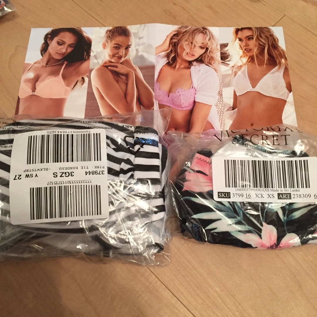 Victoria's Secret(ヴィクトリアズシークレット)の値下げ　売り尽くし　可愛いバンドゥビキニ👙 VS PINK 新品未使用 レディースの水着/浴衣(水着)の商品写真