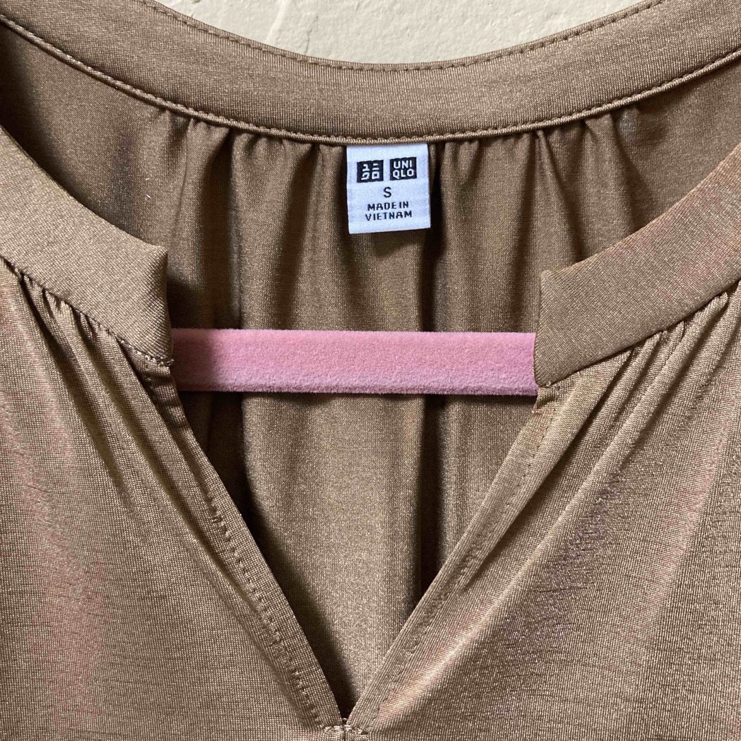 UNIQLO(ユニクロ)のUNIQLO ブラウス レディースのトップス(シャツ/ブラウス(半袖/袖なし))の商品写真