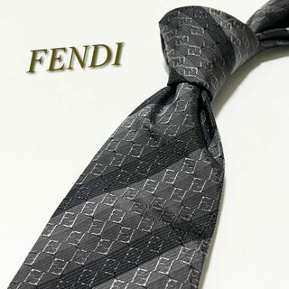 フェンディ(FENDI)の【極美品】フェンディ ネクタイ ズッカ柄×ストライプ柄 ジャカード織 シルク(ネクタイ)