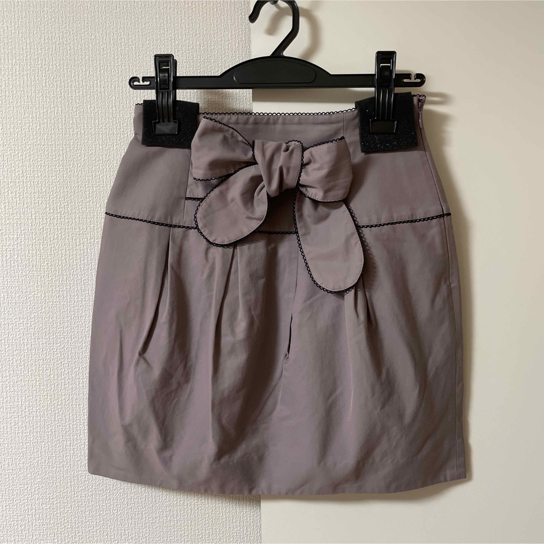 LE CIEL BLEU(ルシェルブルー)のマニアニエンナ コクーンスカート リボン MANIANIENNA マニエル レディースのスカート(ミニスカート)の商品写真
