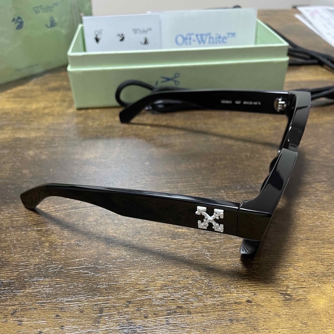 Off-White - OFF WHITE 平本蓮 着用 サングラスの通販 by j.a Off-White - OFF WHITE 平本蓮 着用 サングラスの通販 by j.a