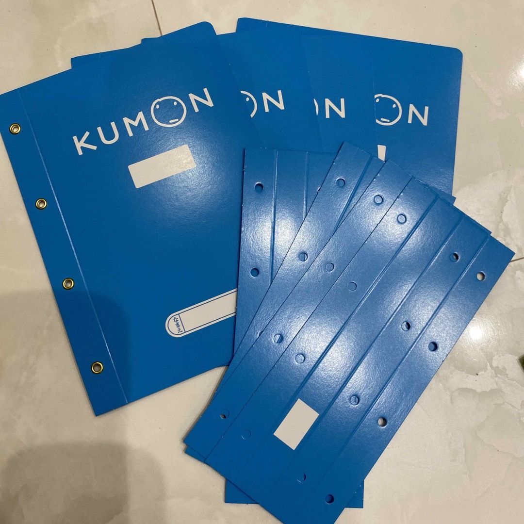 KUMON(クモン)の公文　プリントファイル（紙） インテリア/住まい/日用品の文房具(ファイル/バインダー)の商品写真