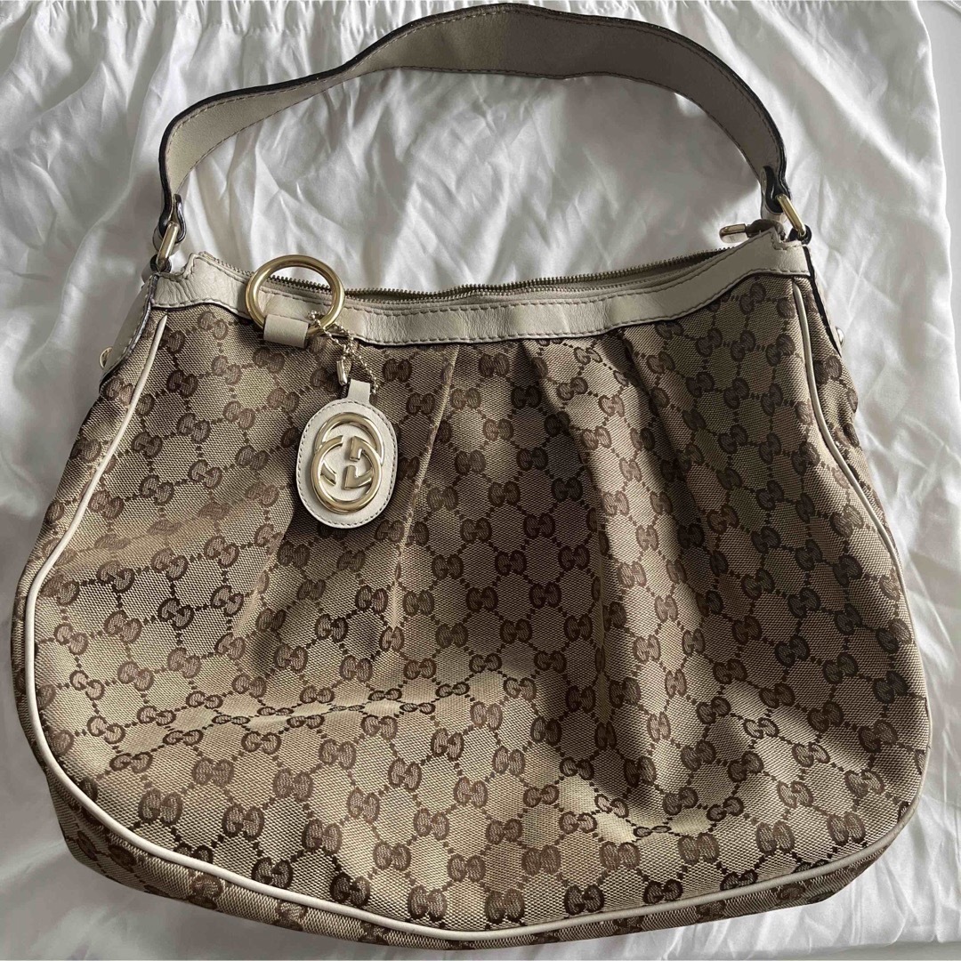 Gucci(グッチ)のグッチ　トートバッグ　Gucci ショルダーバッグ レディースのバッグ(ショルダーバッグ)の商品写真