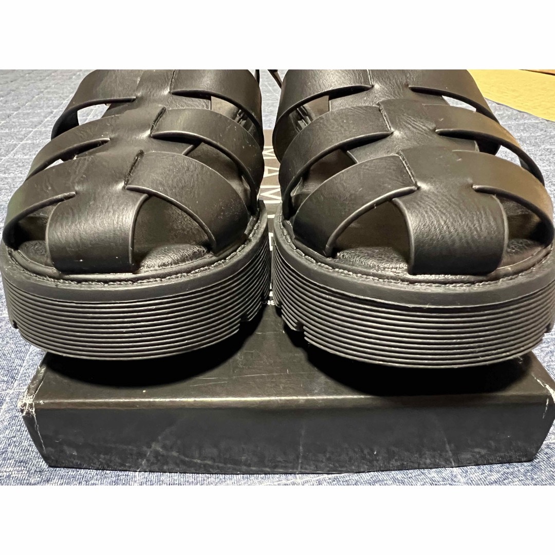 GU(ジーユー)のGU ボリュームソールグルカサンダル　M レディースの靴/シューズ(サンダル)の商品写真