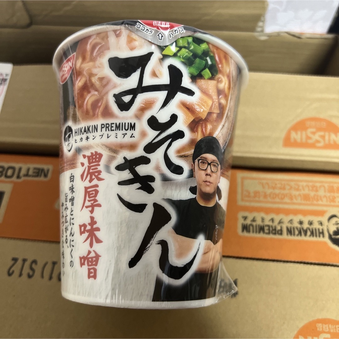 日清食品(ニッシンショクヒン)のみそきん 食品/飲料/酒の加工食品(インスタント食品)の商品写真