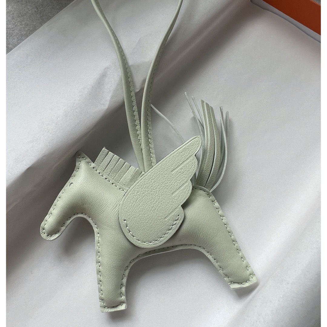エルメス HERMES ペガサス pm ソーヴェールフィズ ロデオ 単色 - www