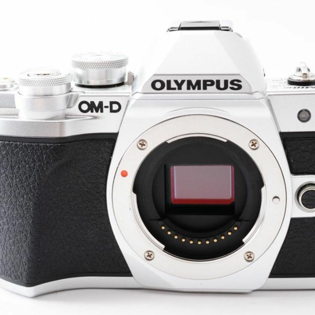 OLYMPUS OM-D E-M10 Mark III ミラーレス一眼カメラMOCOのカメラ一覧はこちら