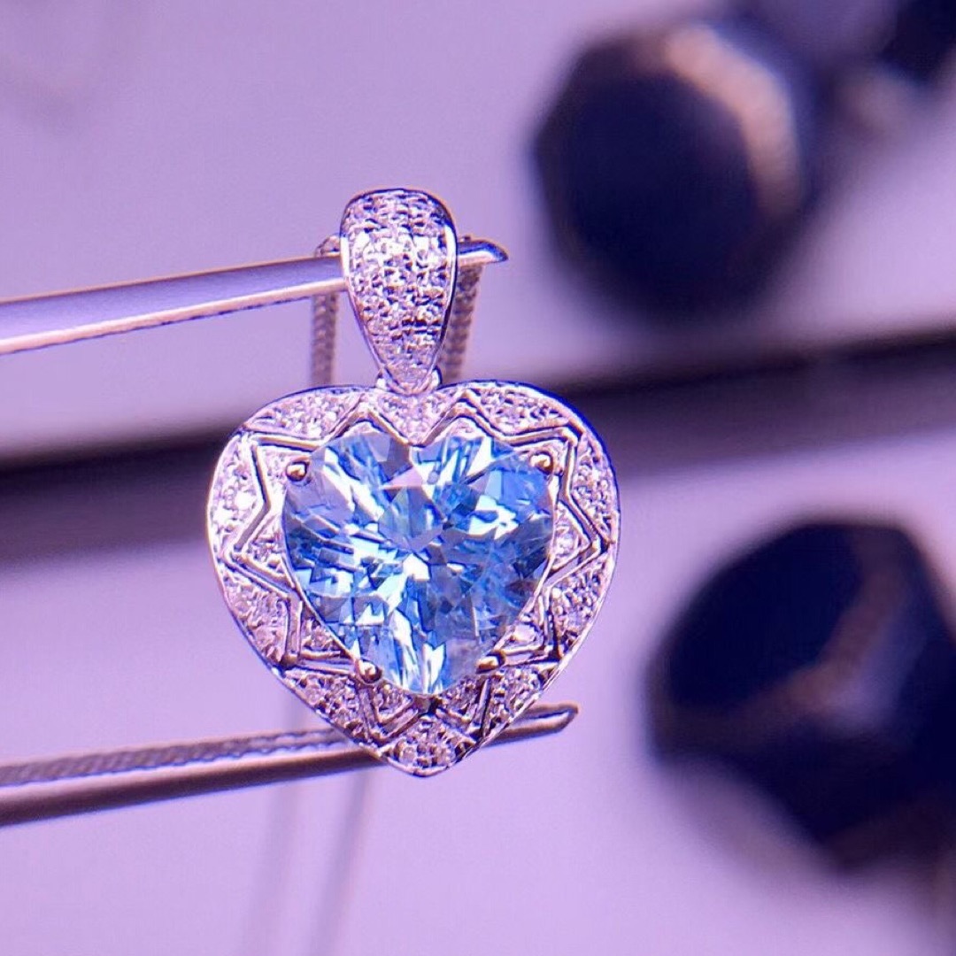 天然アクアマリン ダイヤ ペンダントトップ2.6ct k18 ¥ - ネックレス