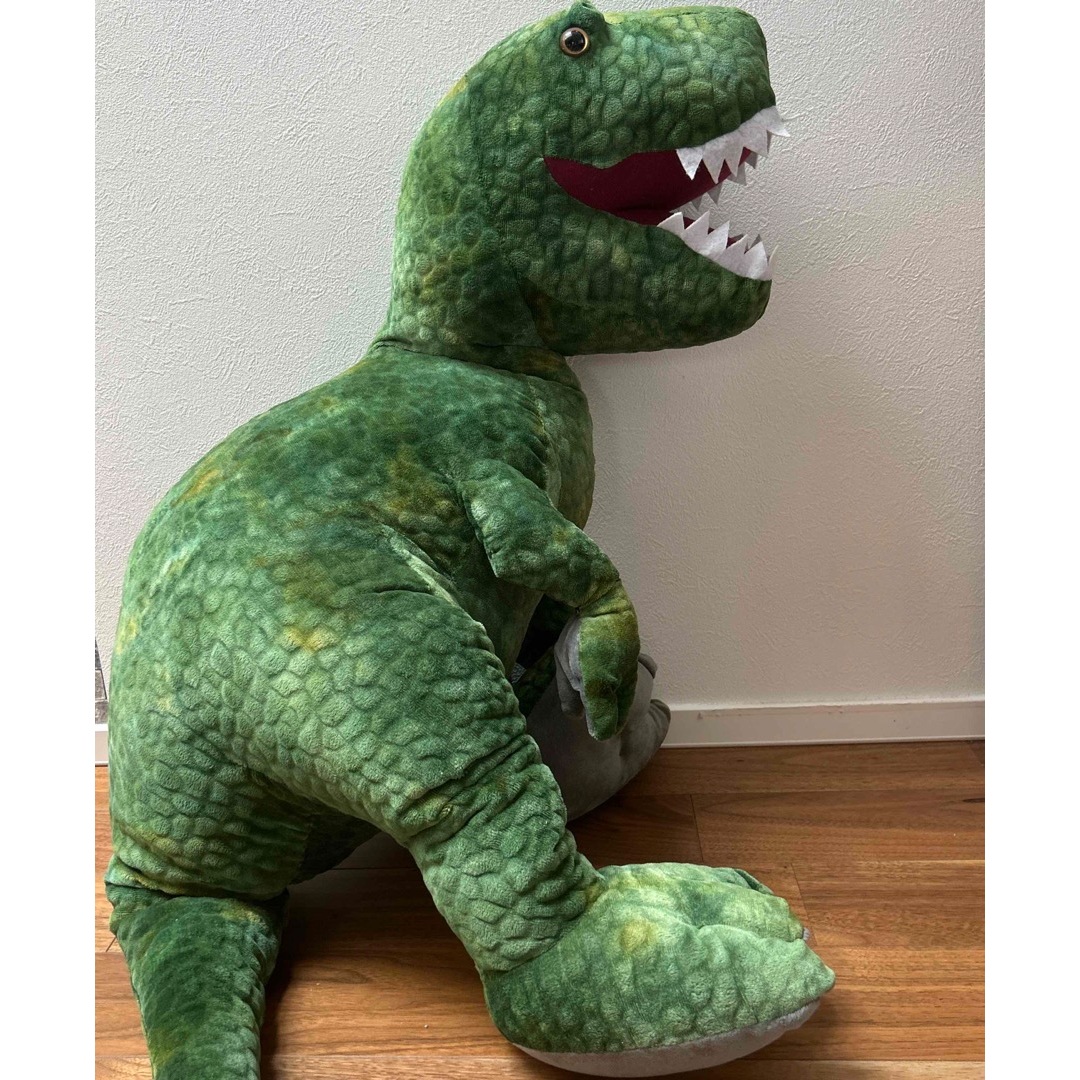 恐竜 BIGぬいぐるみ キッズ/ベビー/マタニティのおもちゃ(ぬいぐるみ/人形)の商品写真