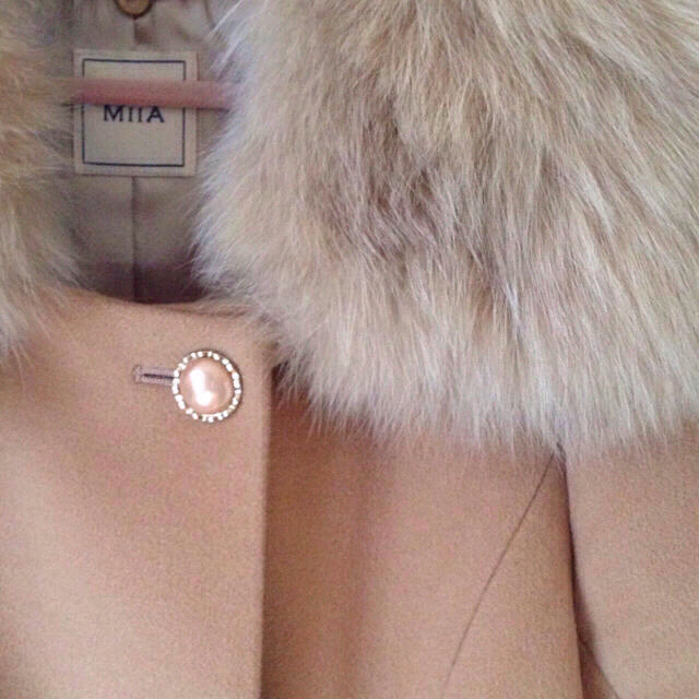 MIIA(ミーア)のMiiA♡フォックス襟コート レディースのジャケット/アウター(ロングコート)の商品写真