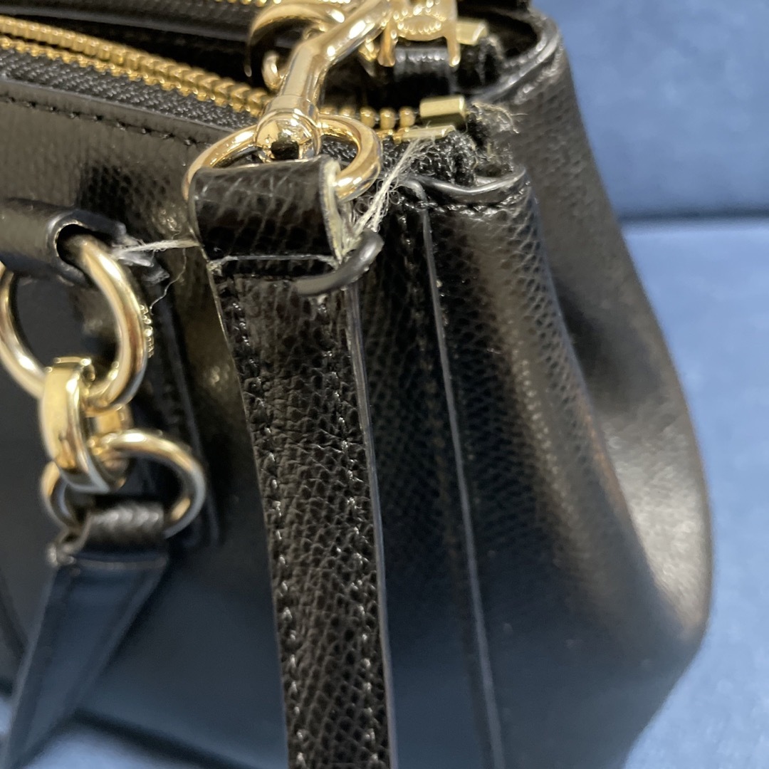 COACH(コーチ)のcoach 黒　ショルダーバッグ レディースのバッグ(ショルダーバッグ)の商品写真