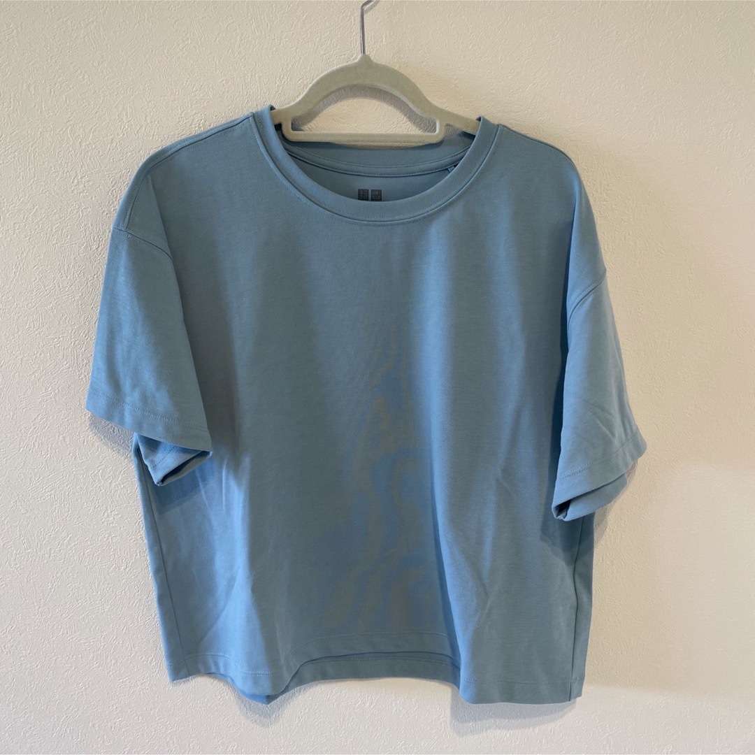 UNIQLO(ユニクロ)のUNIQLO ショート丈Tシャツ レディースのトップス(シャツ/ブラウス(半袖/袖なし))の商品写真