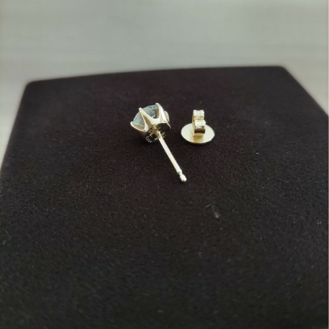 ダイヤモンド　1.204カラット　k18 　ピアス　片耳 メンズのアクセサリー(ピアス(片耳用))の商品写真