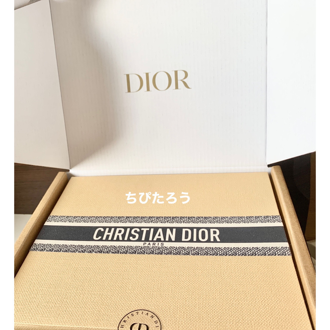 Christian Dior(クリスチャンディオール)の◆限定◆ギフトボックス メゾン クリスチャン ディオール インテリア/住まい/日用品のオフィス用品(ラッピング/包装)の商品写真