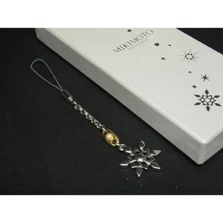 ミキモト(MIKIMOTO)の■新品同様■ MIKIMOTO ミキモト 本真珠 アコヤ真珠 パール 約3mm 雪の結晶 ストラップ キーホルダー シルバー系×ゴールド系 DD0657(その他)