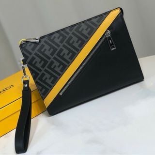 フェンディ セカンドバッグ/クラッチバッグの通販 200点以上 | FENDIの