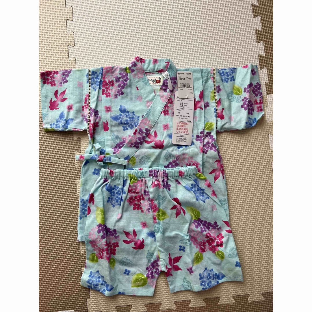 【新品】女の子　甚平　95cm キッズ/ベビー/マタニティのキッズ服女の子用(90cm~)(甚平/浴衣)の商品写真