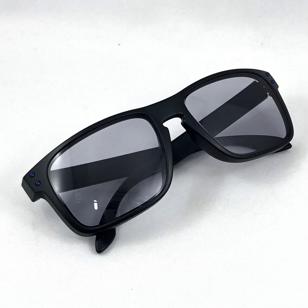 Oakley(オークリー)のOAKLEYオークリー9244HOLBROOK19右テンプル メンズのファッション小物(サングラス/メガネ)の商品写真