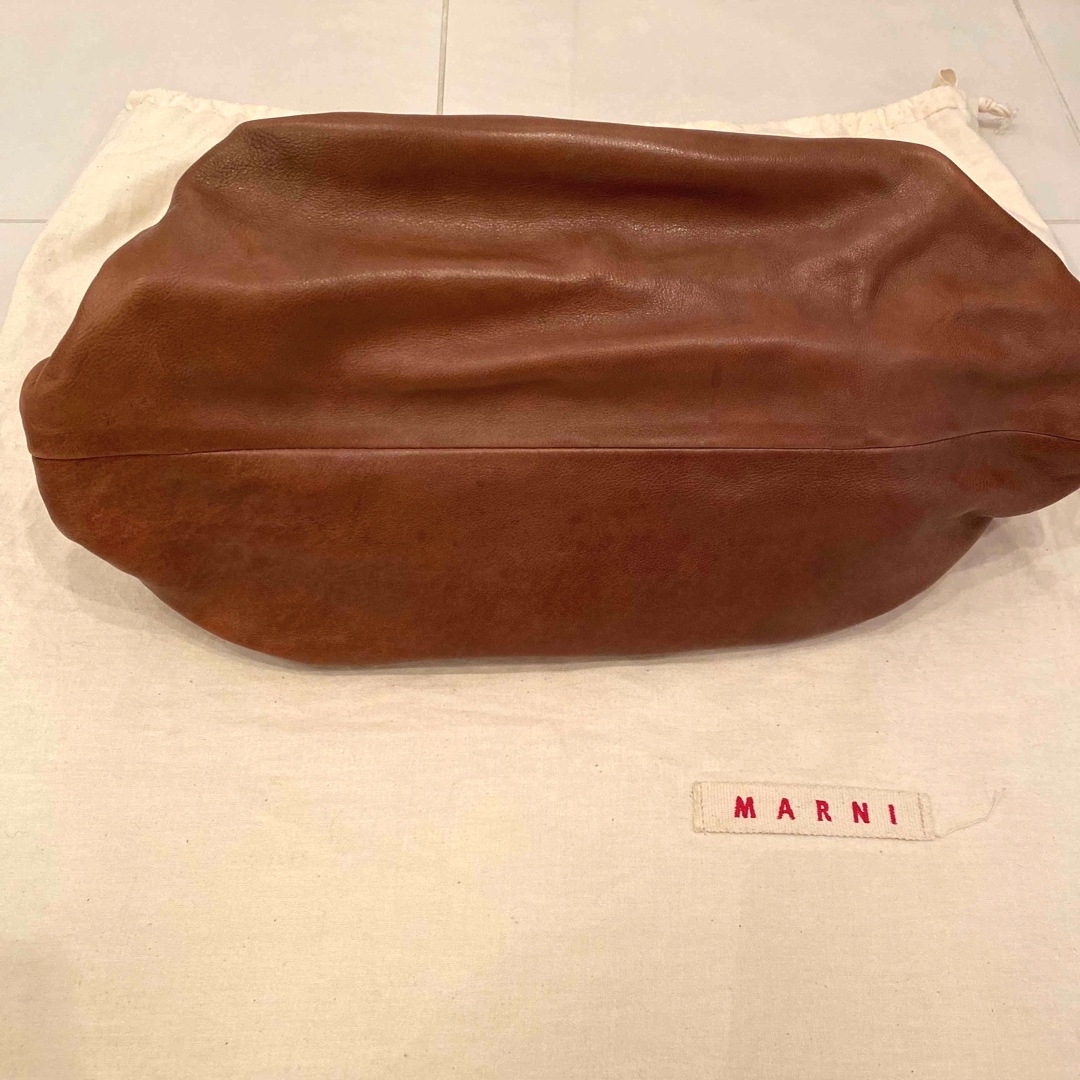 美品 希少品 がま口 / MARNI マルニ ショルダーバッグ 巾着 / レザー