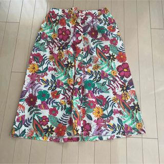 ザラ(ZARA)のZARA ザラ　膝丈スカート  花柄(ひざ丈スカート)