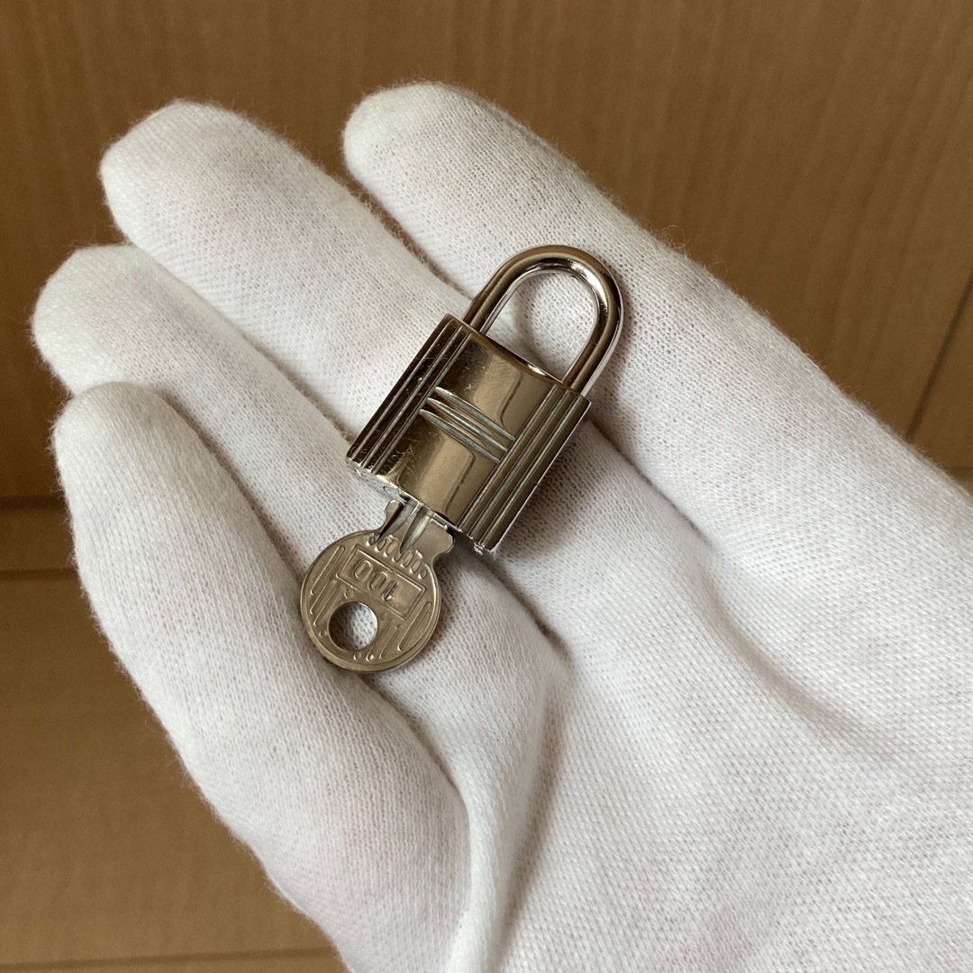 美品】HERMES エルメス カデナ パドロック シルバー 100番- 美品】HERMES エルメス カデナ パドロック シルバー 100番-