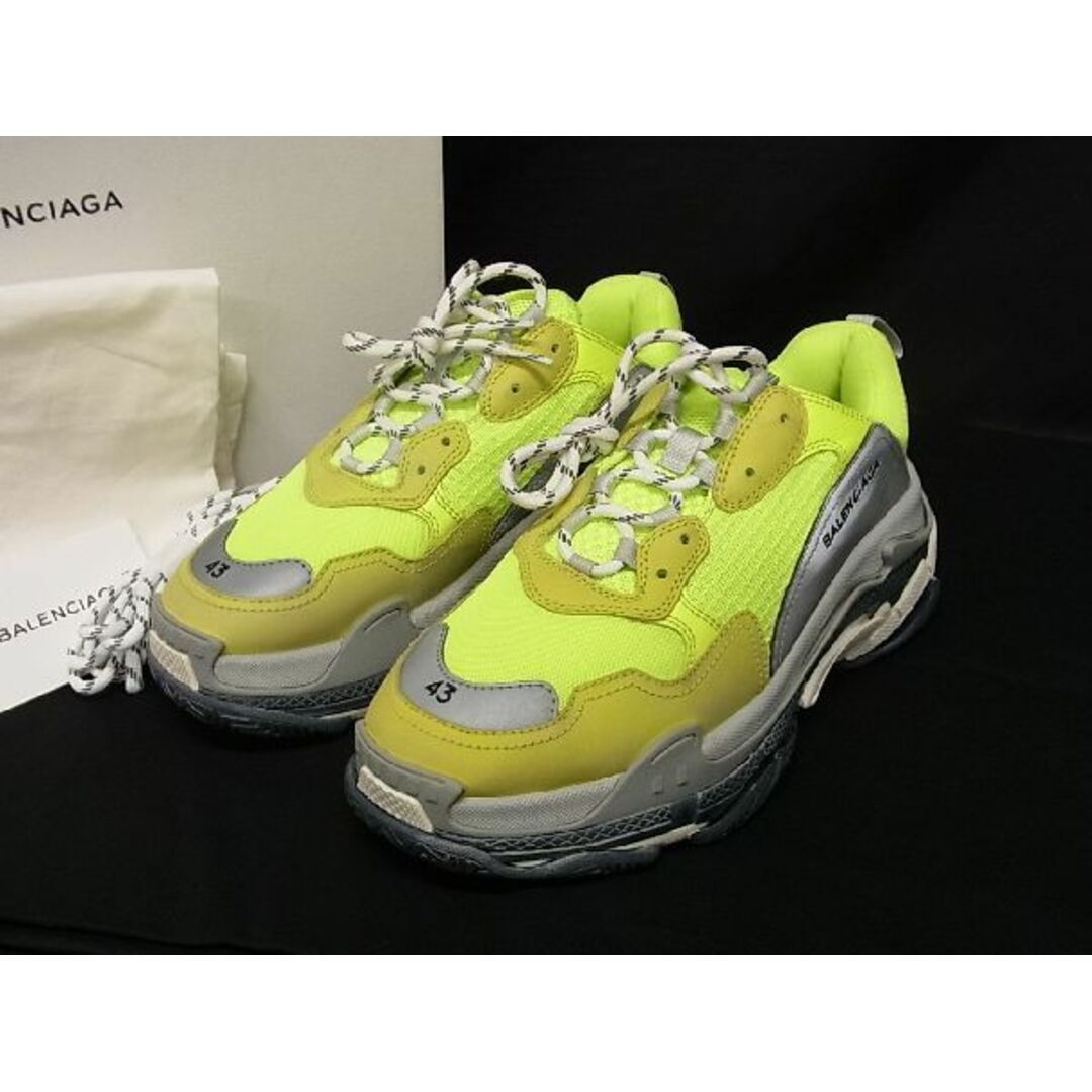 Balenciaga(バレンシアガ)の■新品■未使用■ BALENCIAGA バレンシアガ 512175 トリプルS トレーナー スニーカー サイズ 43(約28.5cm) 靴 シューズイエロー系 AP0210  レディースのファッション小物(その他)の商品写真