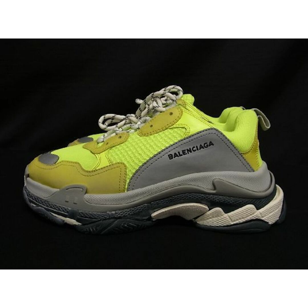 Balenciaga(バレンシアガ)の■新品■未使用■ BALENCIAGA バレンシアガ 512175 トリプルS トレーナー スニーカー サイズ 43(約28.5cm) 靴 シューズイエロー系 AP0210  レディースのファッション小物(その他)の商品写真