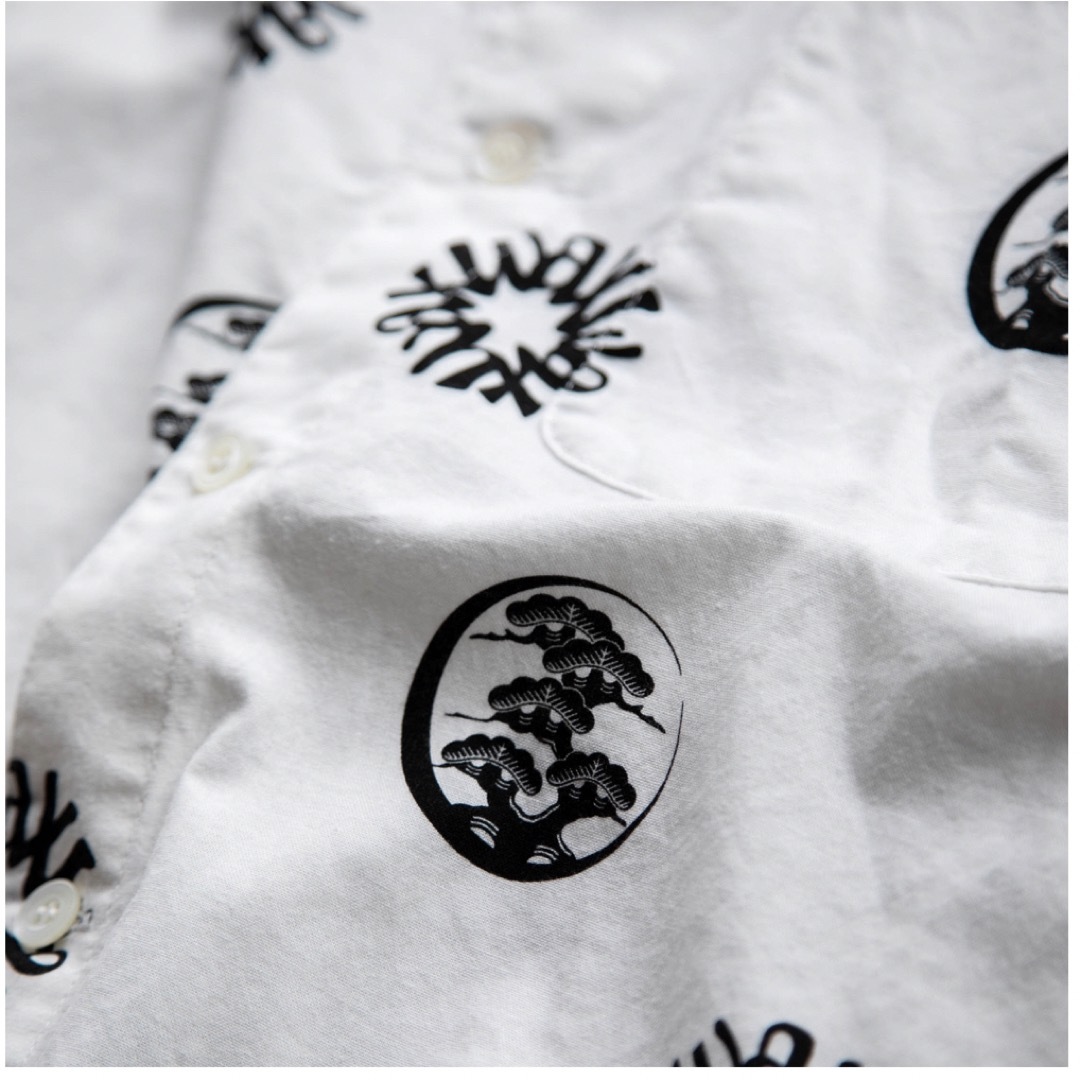 TRADMAN'S BONSAI  × WAX MINISHIRT 鯉ロシャツ メンズのトップス(シャツ)の商品写真