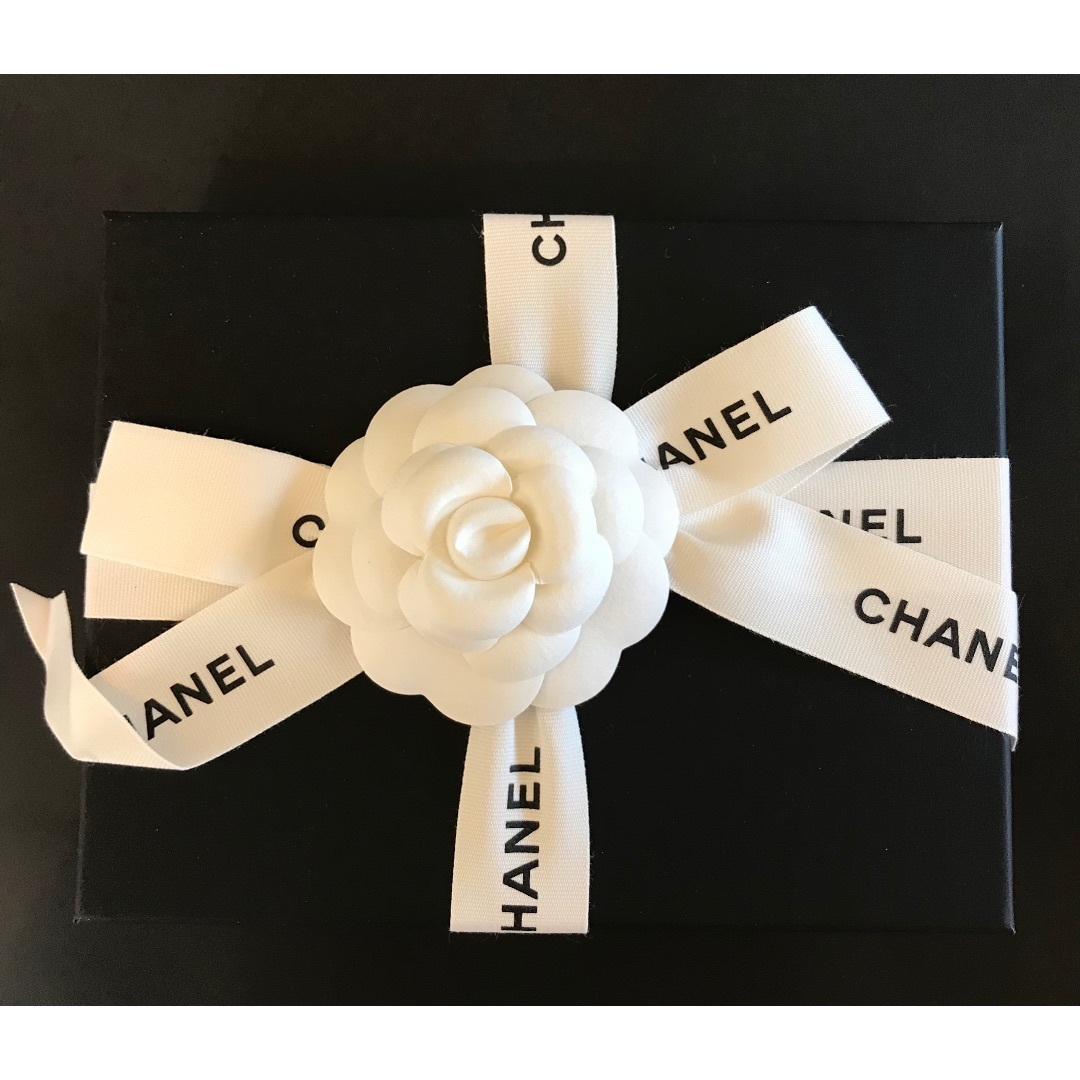 希少　CHANEL コンパクト　財布　　新品　正規品