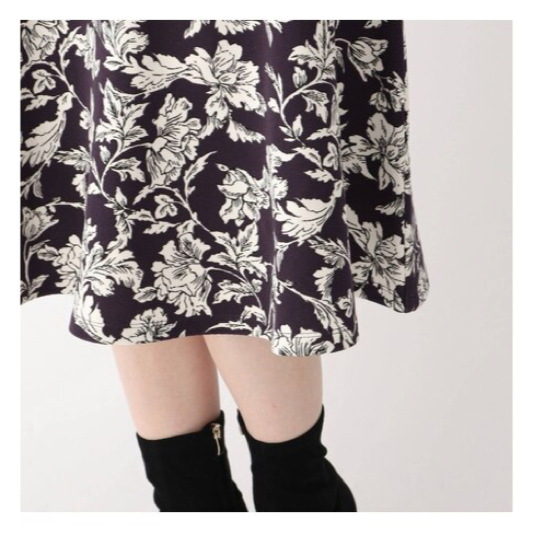FRAY I.D(フレイアイディー)のモノトーンフラワー リップルマーメイドスカート レディースのスカート(ひざ丈スカート)の商品写真