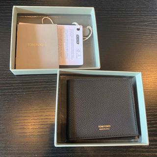 トムフォード(TOM FORD)のTOM FORD 二つ　折り　財布　黒　ブラック　ウォレット　トム　フォード(折り財布)