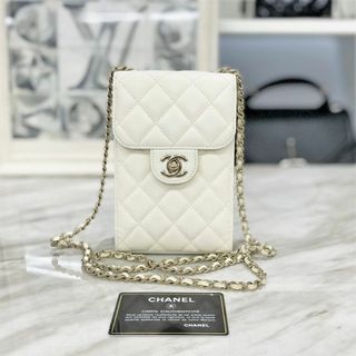 シャネル(CHANEL)の美品☆　シャネル　キャビアスキン　白　マトラッセ　ショルダーバッグ　31番台(ショルダーバッグ)