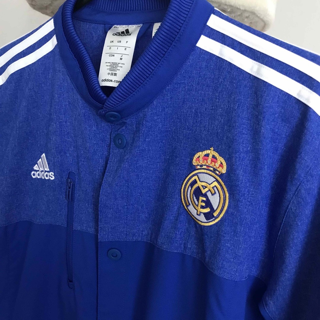 adidas(アディダス)のadidas 【Real Madrid FC 】スタジアムジャケット　M スポーツ/アウトドアのサッカー/フットサル(ウェア)の商品写真