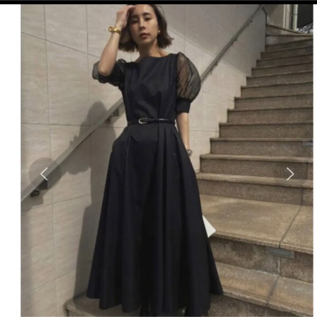 新品タグ付　SHEER PUFF SLEEVE DRESS 茶色　モカ　アメリ