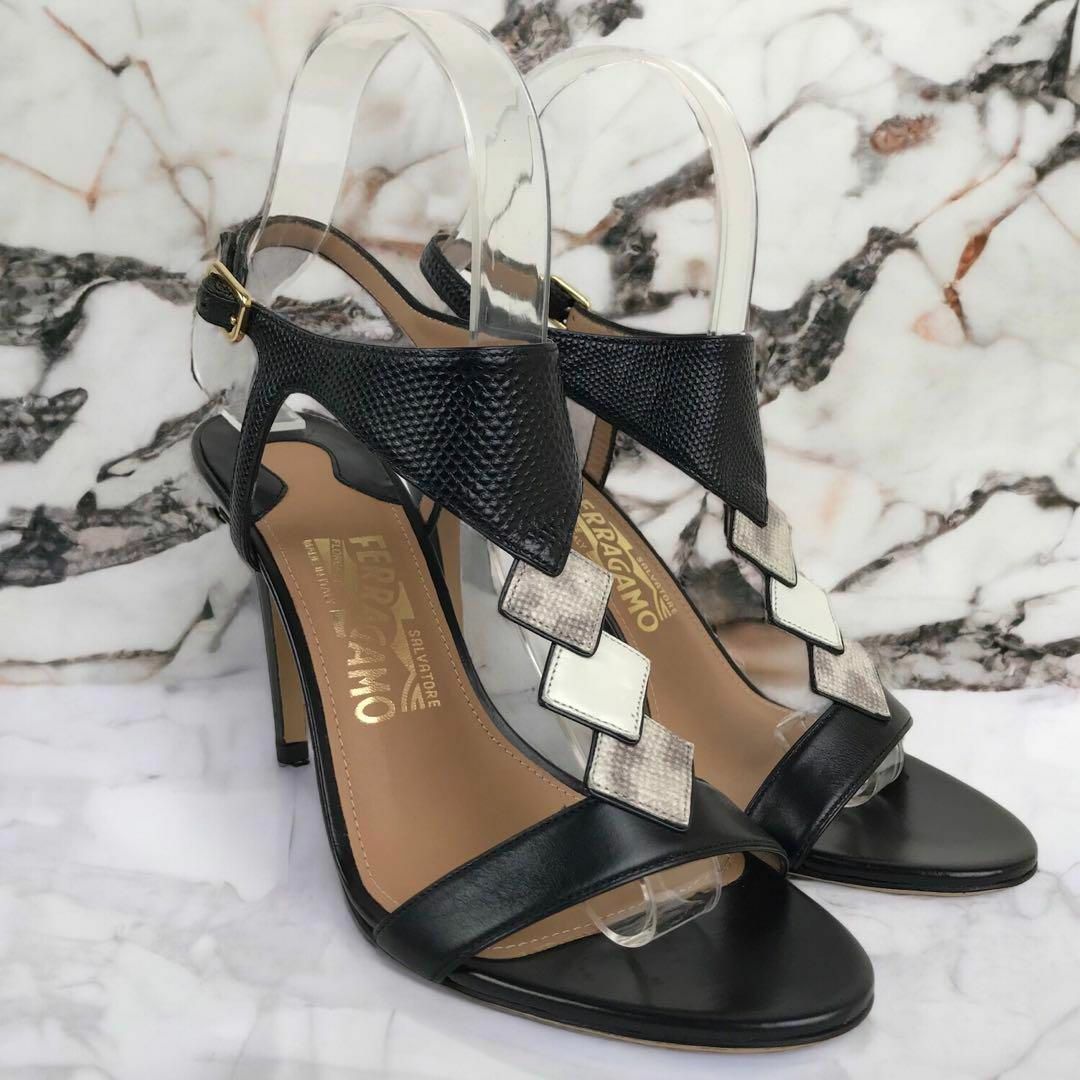 SalvatoreFerragamoサルヴァトーレフェラガモ ストラップサンダル