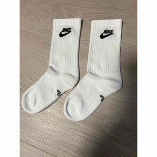 ナイキ(NIKE)のNIKE 靴下　21〜23㎝(S)(ソックス)